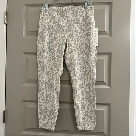 Lululemon Align High-Rise Pant 25" - Picture 2 of 7